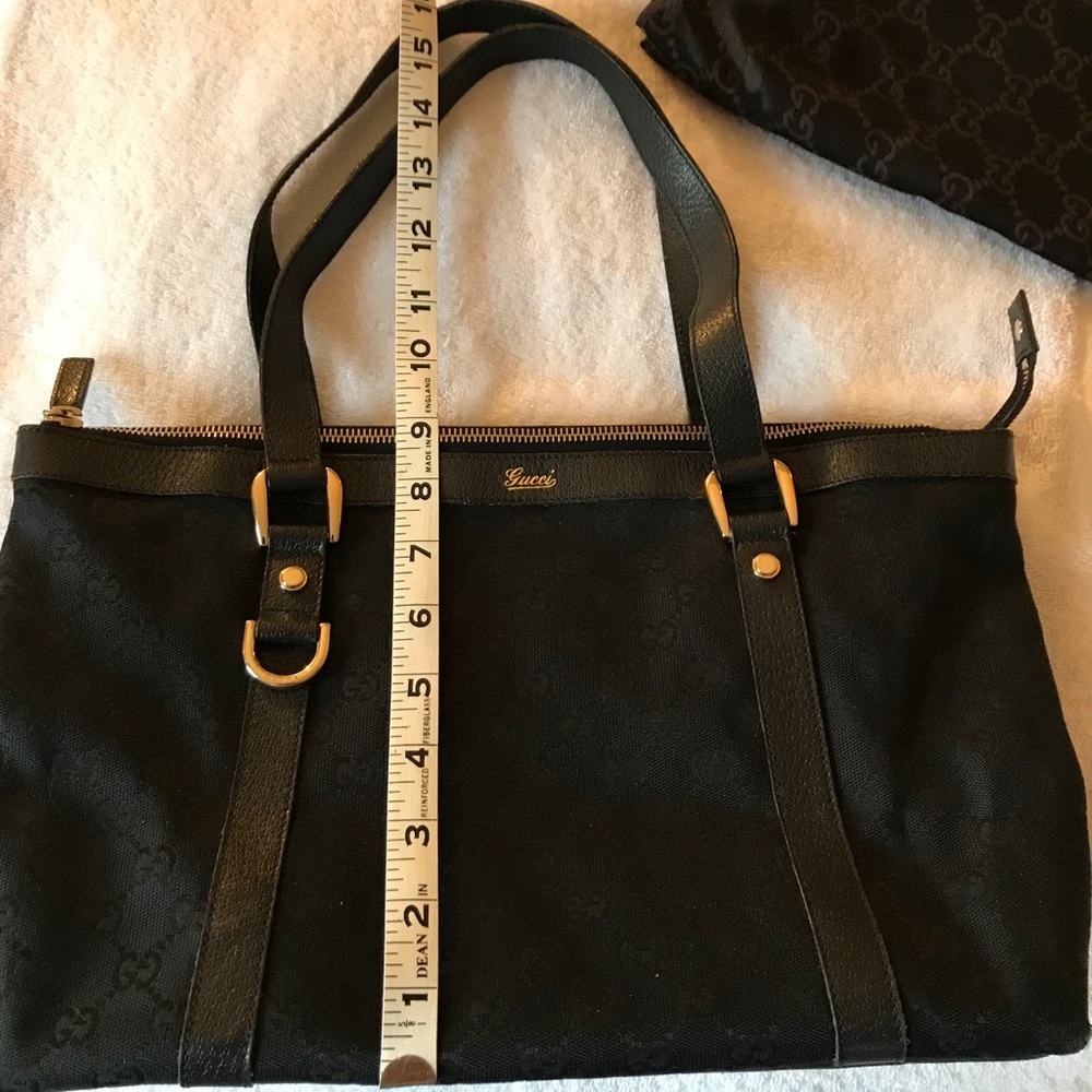 Authentic Gucci (Addl’ pics)